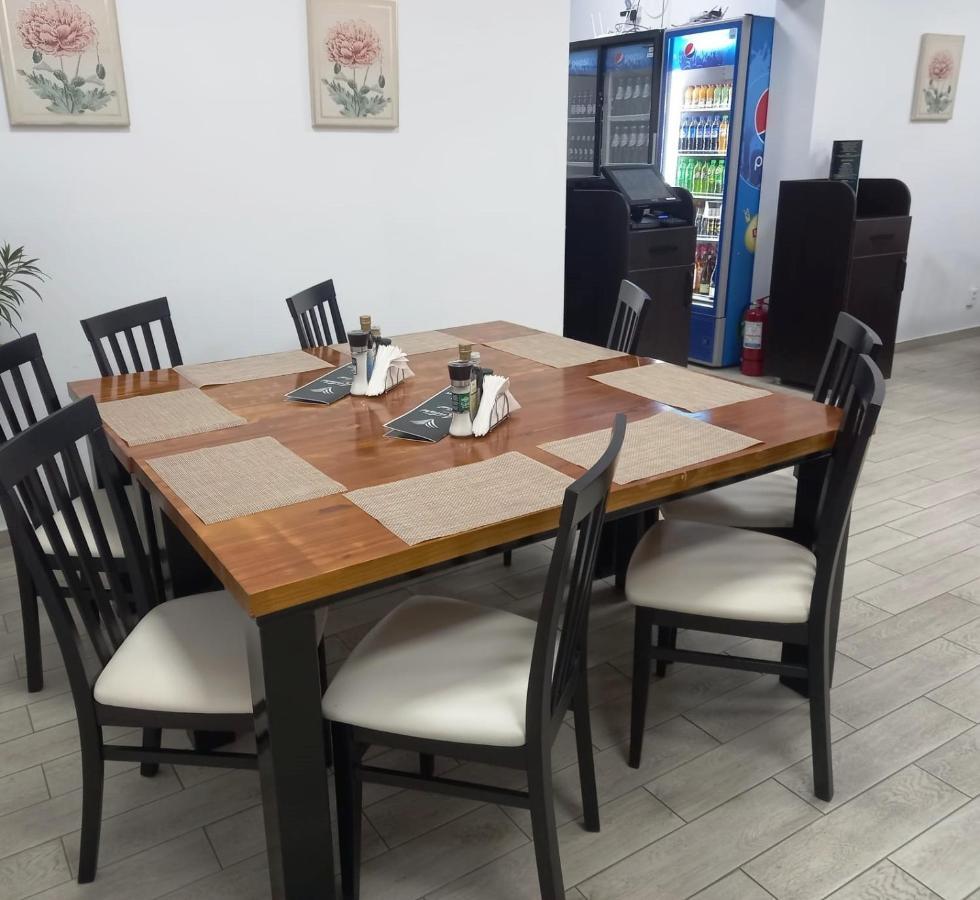 מלון סלאטינה Antari מראה חיצוני תמונה